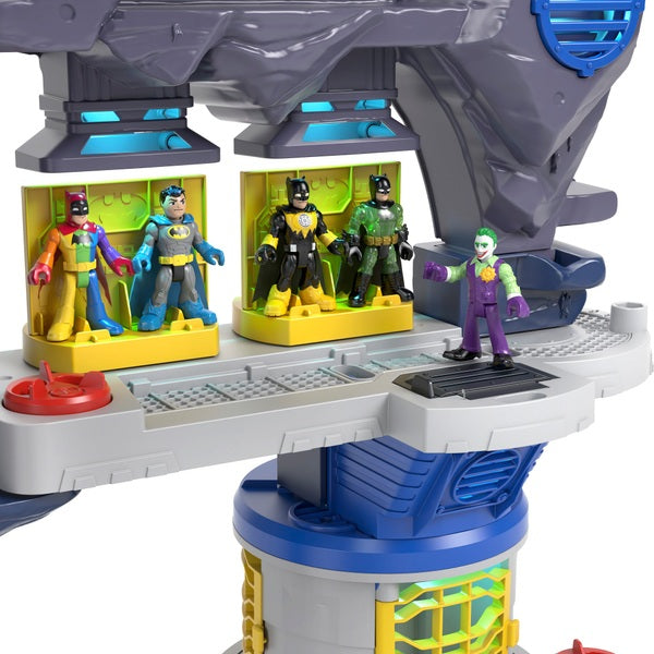 Imaginext DC Super Friends Super Surround Batcave Playset