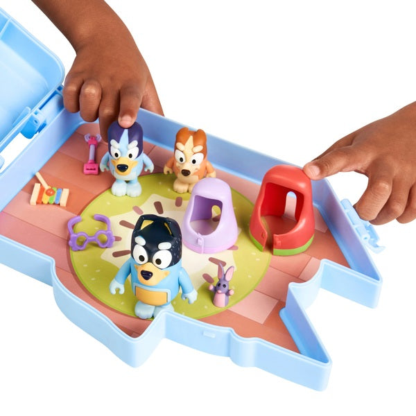 Bluey's Ultimate Play and Go Collector Case Playset