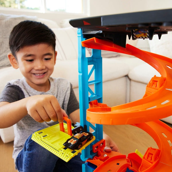 Hot Wheels City Transforming Race Tower Set