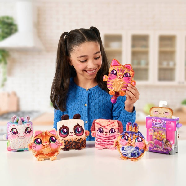 Cookeez Makery Toasty Treatz Plush Surprise