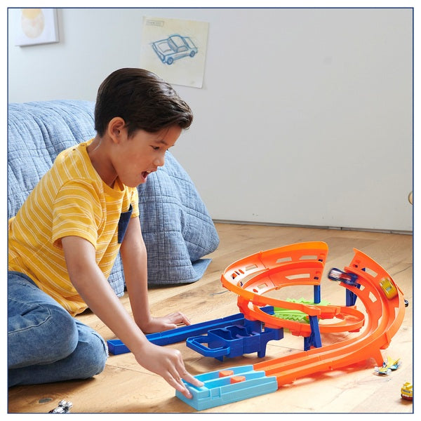 Hot Wheels Whip Around Raceway Track Playset