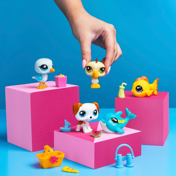 Littlest Pet Shop Beach Besties Collector Set