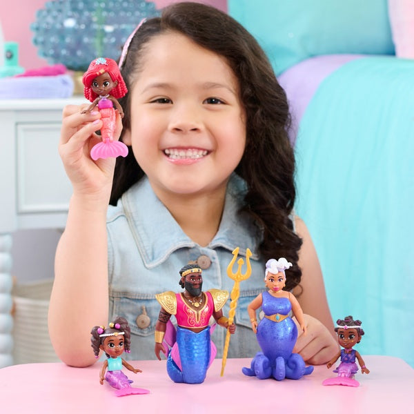 Disney Junior Ariel Royal Family Figure Set