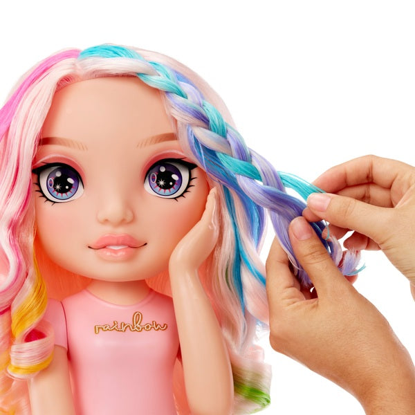 Rainbow High Bella Parker Styling Head Playset