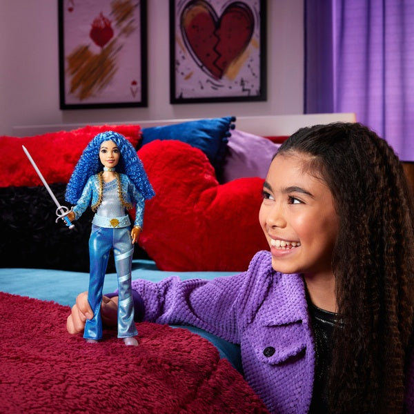 Disney Descendants 4: The Rise of Red Princess Chloe Charming Fashion Doll