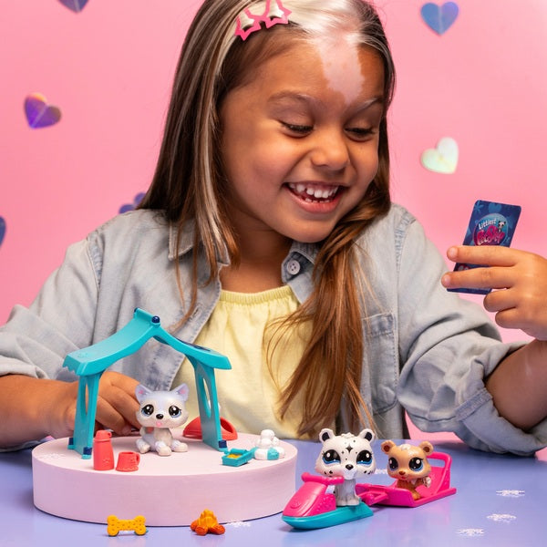 Littlest Pet Shop Snowy Day Play Pack