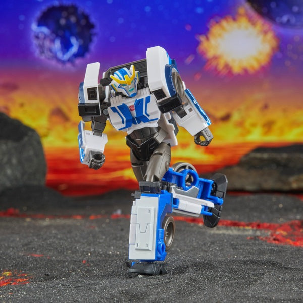 Transformers Legacy United Deluxe Class Universe Strongarm Action Figure