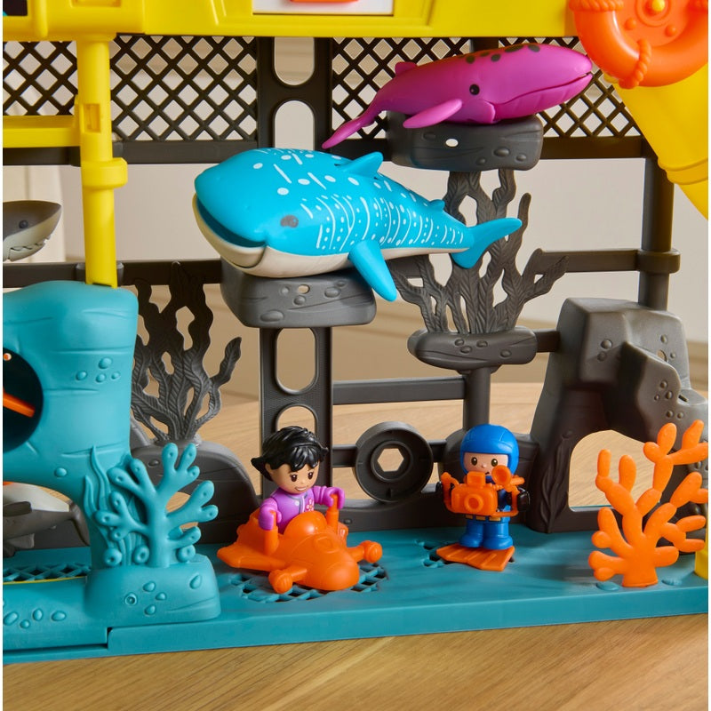 Big Steps Ocean Adventure Lab Playset + Free Activity Book