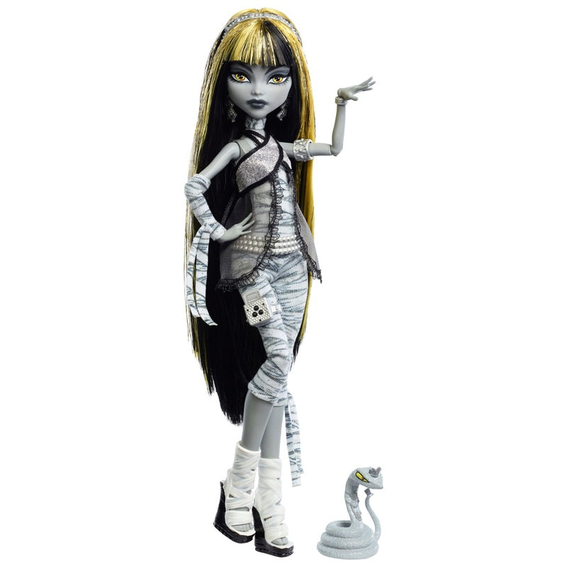 Monster High Reel Drama Cleo De Nile Doll + Free Activity Book