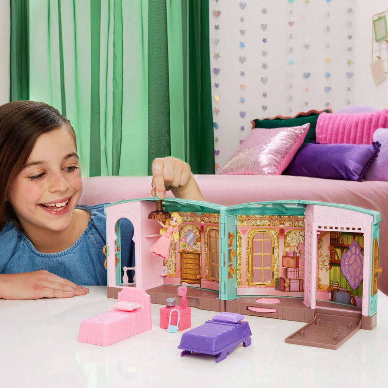 Wicked Playset Glinda & Elphaba’s So Popular Dorm + Free Activity Book