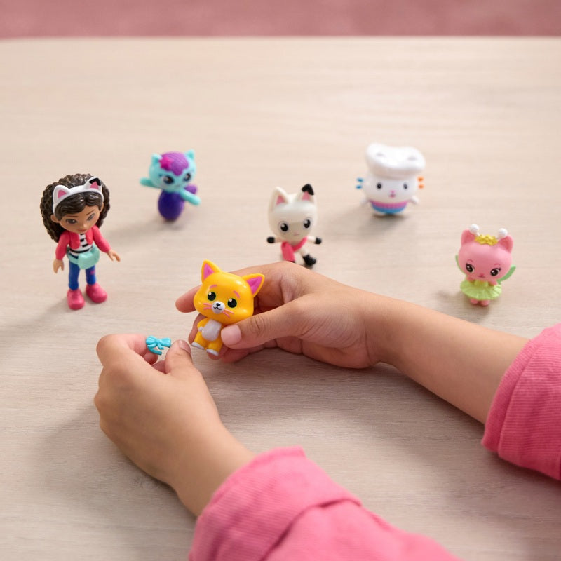 Gabby’s Dollhouse: The Movie Cat-venture Crew Figure Pack + Free Activity Book