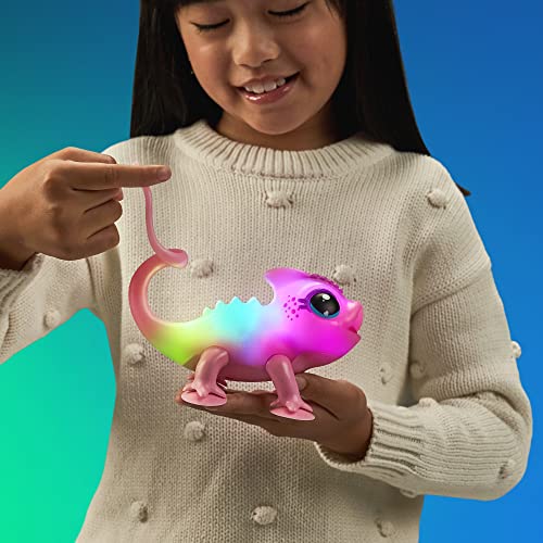 Little Live Pets Nova The Bright Light Chameleon Interactive Colour Change Up Toy